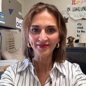 Meet your Posher, Lori